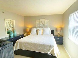 Sea Oats Beach Resort by Liberte