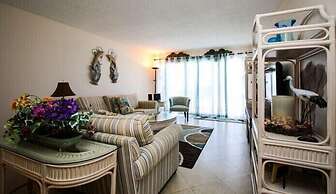 Sea Oats Beach Resort by Liberte