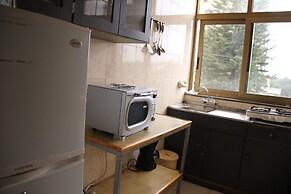 Emmad Apartment Hotel