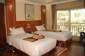Emmad Apartment Hotel