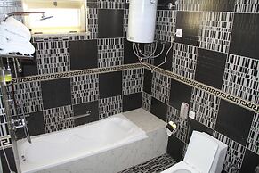 Emmad Apartment Hotel