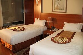 Emmad Apartment Hotel