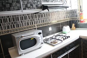 Emmad Apartment Hotel