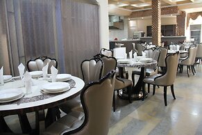 Emmad Apartment Hotel