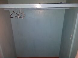 The Cozy Family Inn Guesthouse