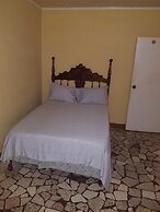 The Cozy Family Inn Guesthouse