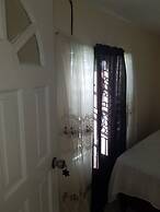 The Cozy Family Inn Guesthouse