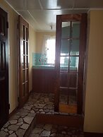 The Cozy Family Inn Guesthouse