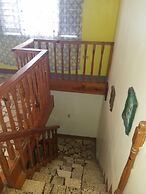 The Cozy Family Inn Guesthouse