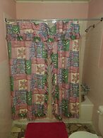 The Cozy Family Inn Guesthouse