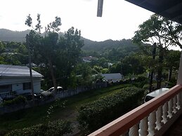 The Cozy Family Inn Guesthouse