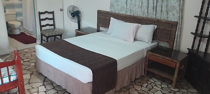 The Cozy Family Inn Guesthouse