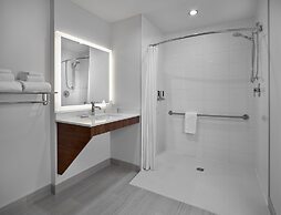 Four Points by Sheraton Edmonton West