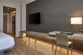 AC Hotel by Marriott Nashville Downtown