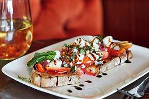 AC Hotel by Marriott Nashville Downtown