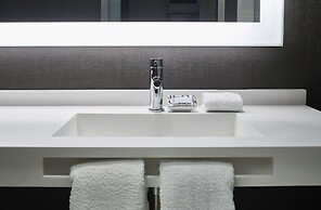 AC Hotel by Marriott Nashville Downtown