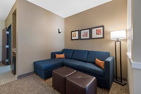 Comfort Suites Denver International Airport
