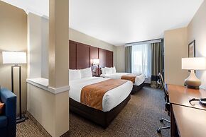 Comfort Suites Denver International Airport