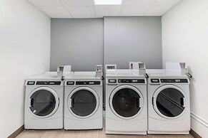 MainStay Suites Denver International Airport