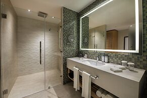 Lopesan Costa Bávaro Resort Spa & Casino - All Inclusive