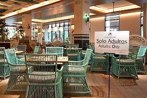 Adults Only Club at Lopesan Costa Bávaro - All Inclusive