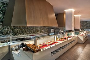 Adults Only Club at Lopesan Costa Bávaro - All Inclusive