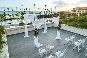 Adults Only Club at Lopesan Costa Bávaro - All Inclusive