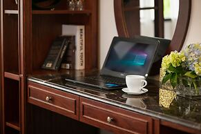 Vision Premier Hotel & Spa