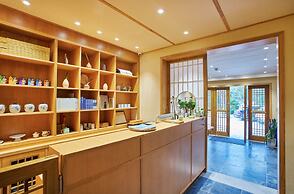 Best Wishes West Lake lnn