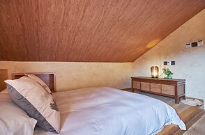 Best Wishes West Lake lnn