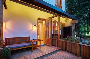 Best Wishes West Lake lnn