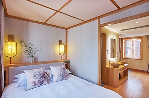 Best Wishes West Lake lnn