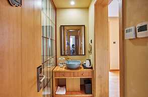 Best Wishes West Lake lnn