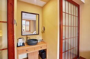 Best Wishes West Lake lnn