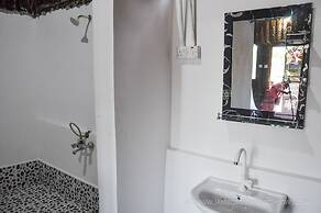 New Jambo Bungalows - Hostel