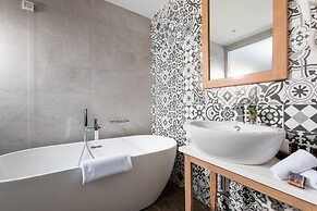 Hotel Eleven