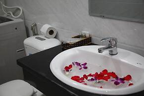 Onion Hotel & Apartments