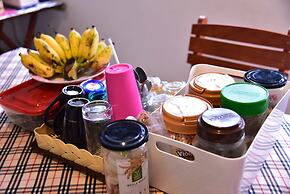 Inn Trog And Inn Soi - Hostel - Adults Only