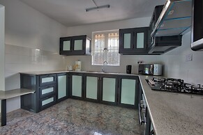 Hibiscus Villa - 5 Rooms