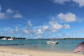 Hibiscus Villa - 5 Rooms