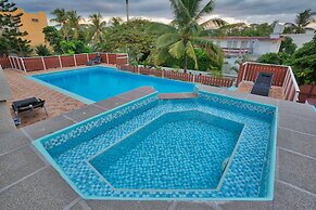 Hibiscus Villa - 5 Rooms