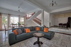 Hibiscus Villa - 5 Rooms