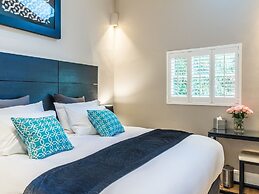 Bath Circle Camden Lodge House