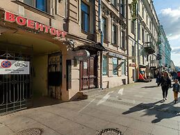 Apartments Comfort on Griboedova 12-15