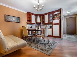 Apartments Comfort on Griboedova 12-15