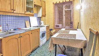 Friends apartment on Malaya Konushennaya