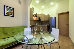 Friends apartment on Marata