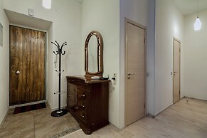 Friends apartment on Marata