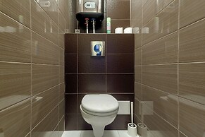 Friends apartment on Marata