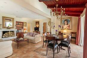 Amomos Villa with Swimming Pool